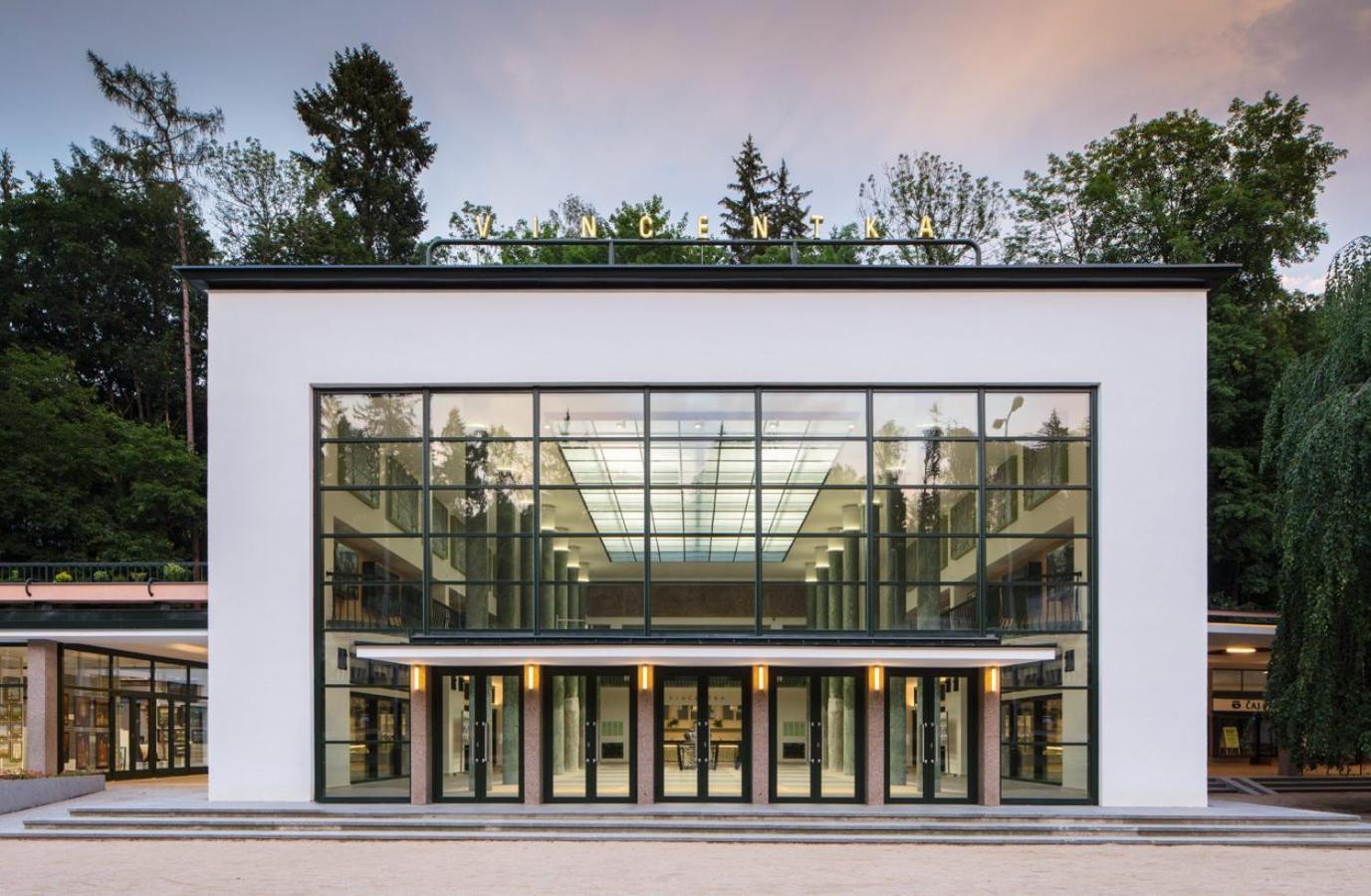 Ferienwohnung Kapsle Luhačovice Exterior foto